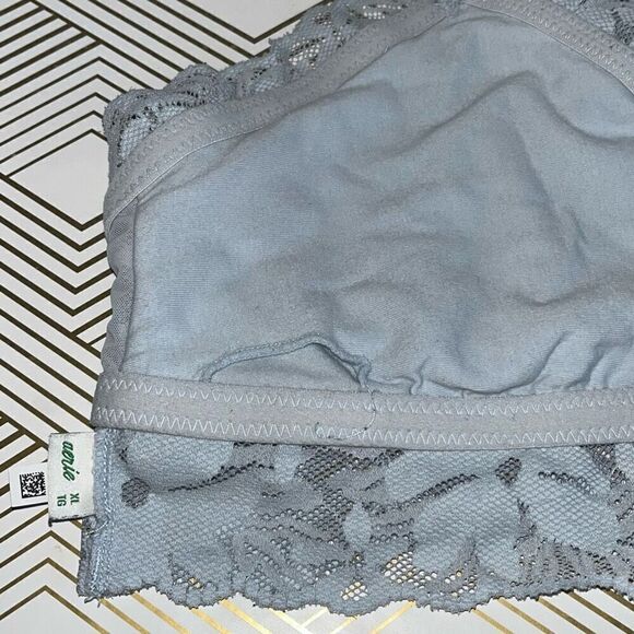 Aerie Womens Bralette‎ Sz XL Blue Floral Lace Crossback Pullover Non-Wire - Picture 4 of 4